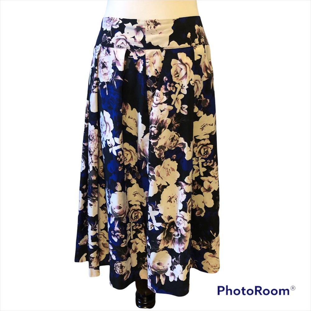 Covington Floral Print Skirt Size 16, blue/black/pink